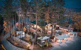 Семеен хотел и ресторант Райски залив